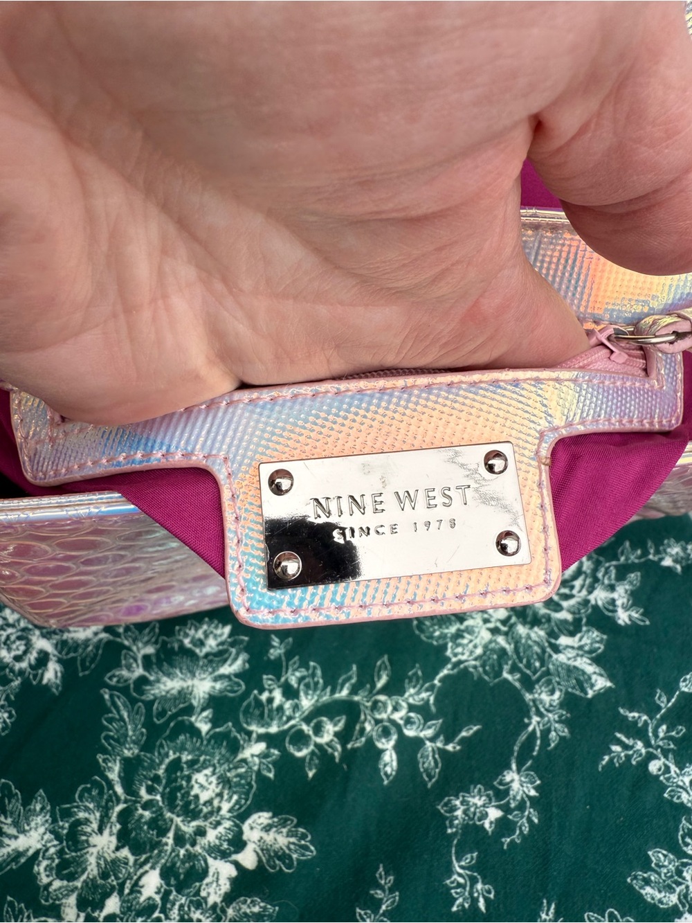 Nine West Iridescent Pink Purple Bubble-Texture Crossbody Bag Gold Chain Strap - Picture 11 of 16